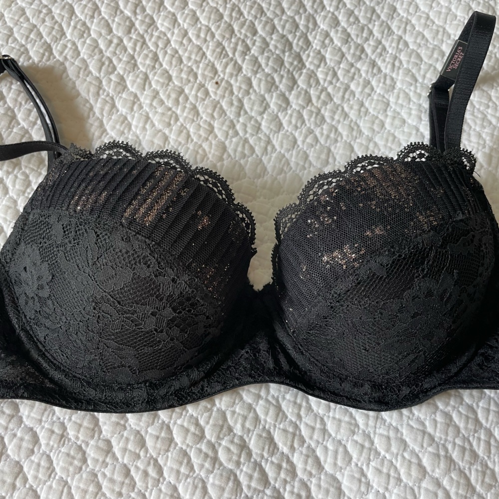 Victoria Secret Black Lace Bra